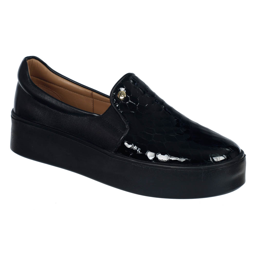 1ZP/11227/0610 NEGRO STEWART SMALL/NAPA